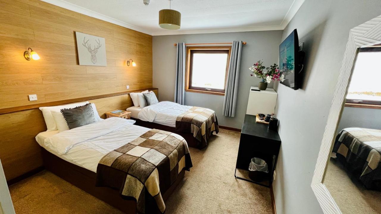 Aultguish Inn Garve Bagian luar foto