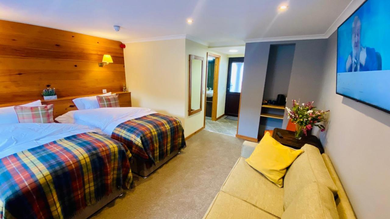 Aultguish Inn Garve Bagian luar foto