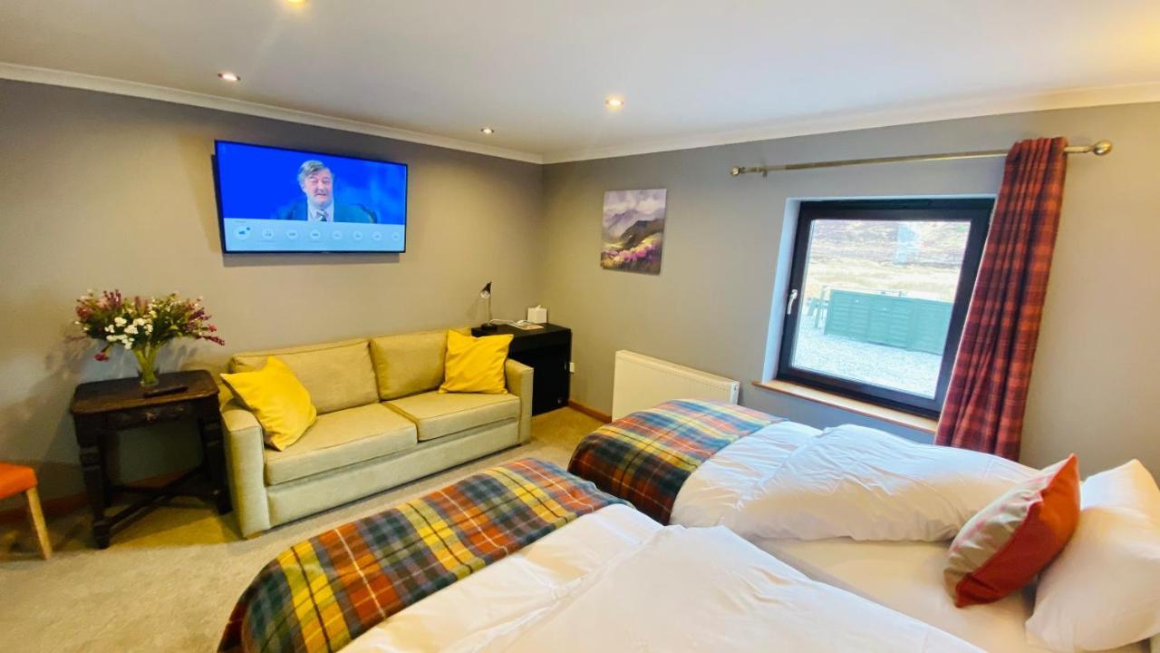 Aultguish Inn Garve Bagian luar foto