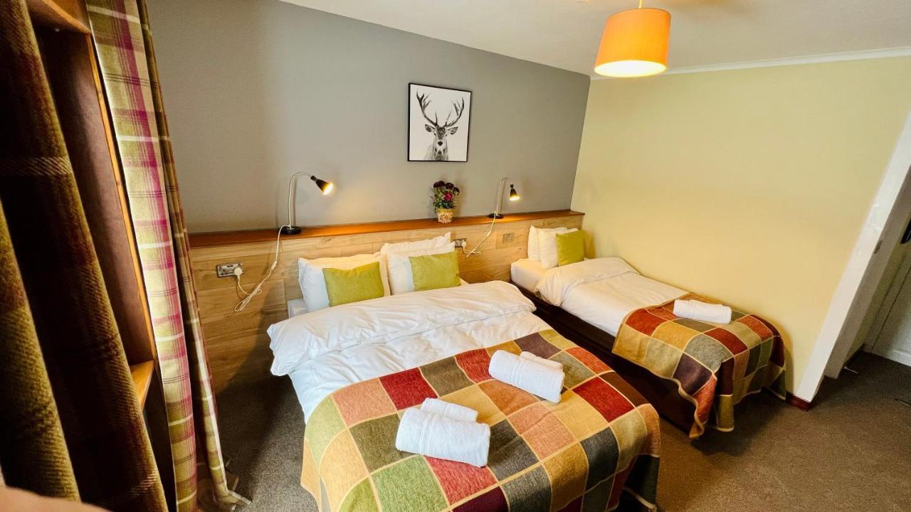 Aultguish Inn Garve Bagian luar foto