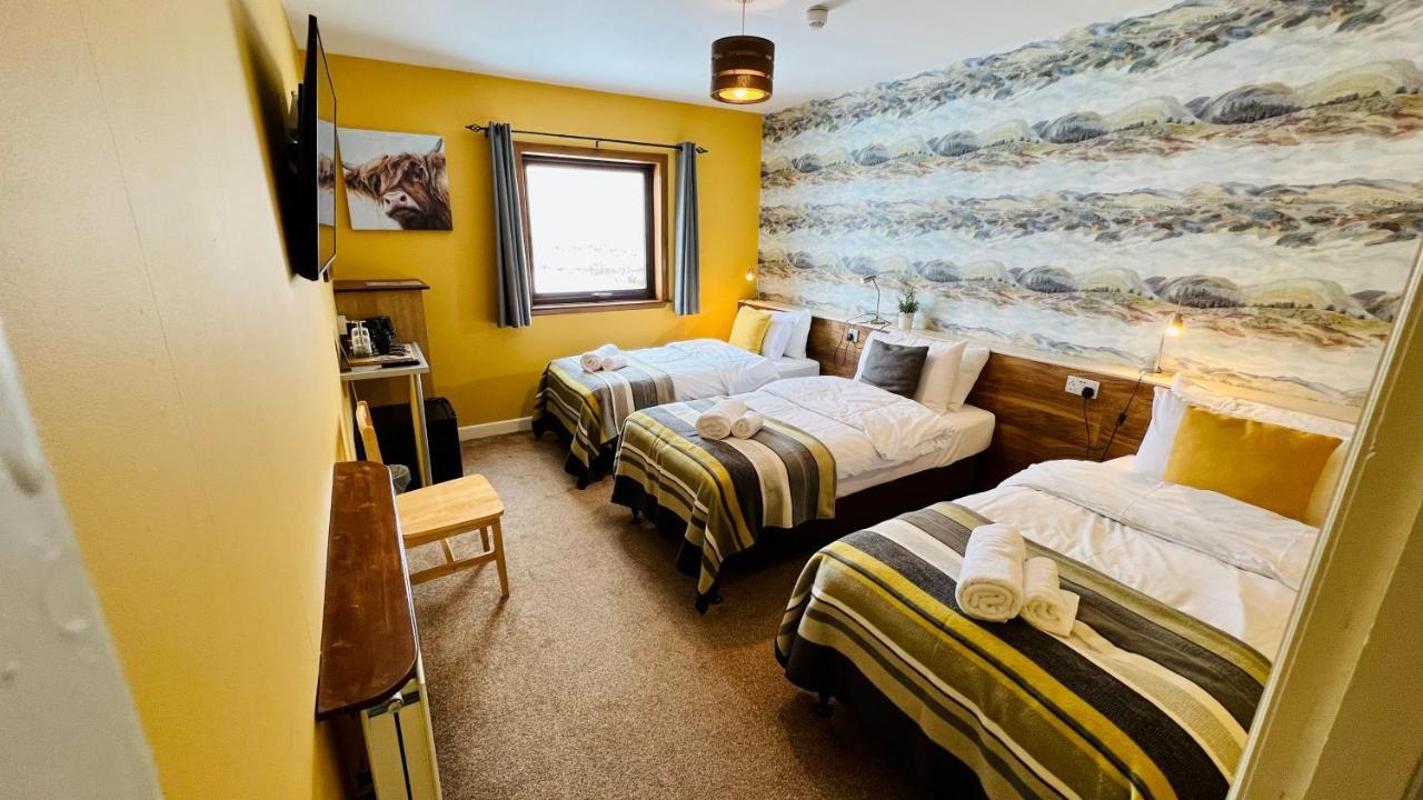Aultguish Inn Garve Bagian luar foto